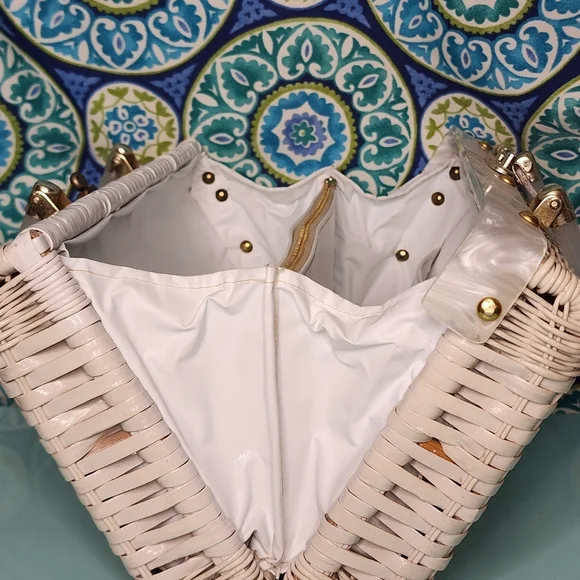 Vintage Princess Charming by Atlas Seashell Wicker Lucite Handle Purse 1950s/60s - Picture 13 of 15